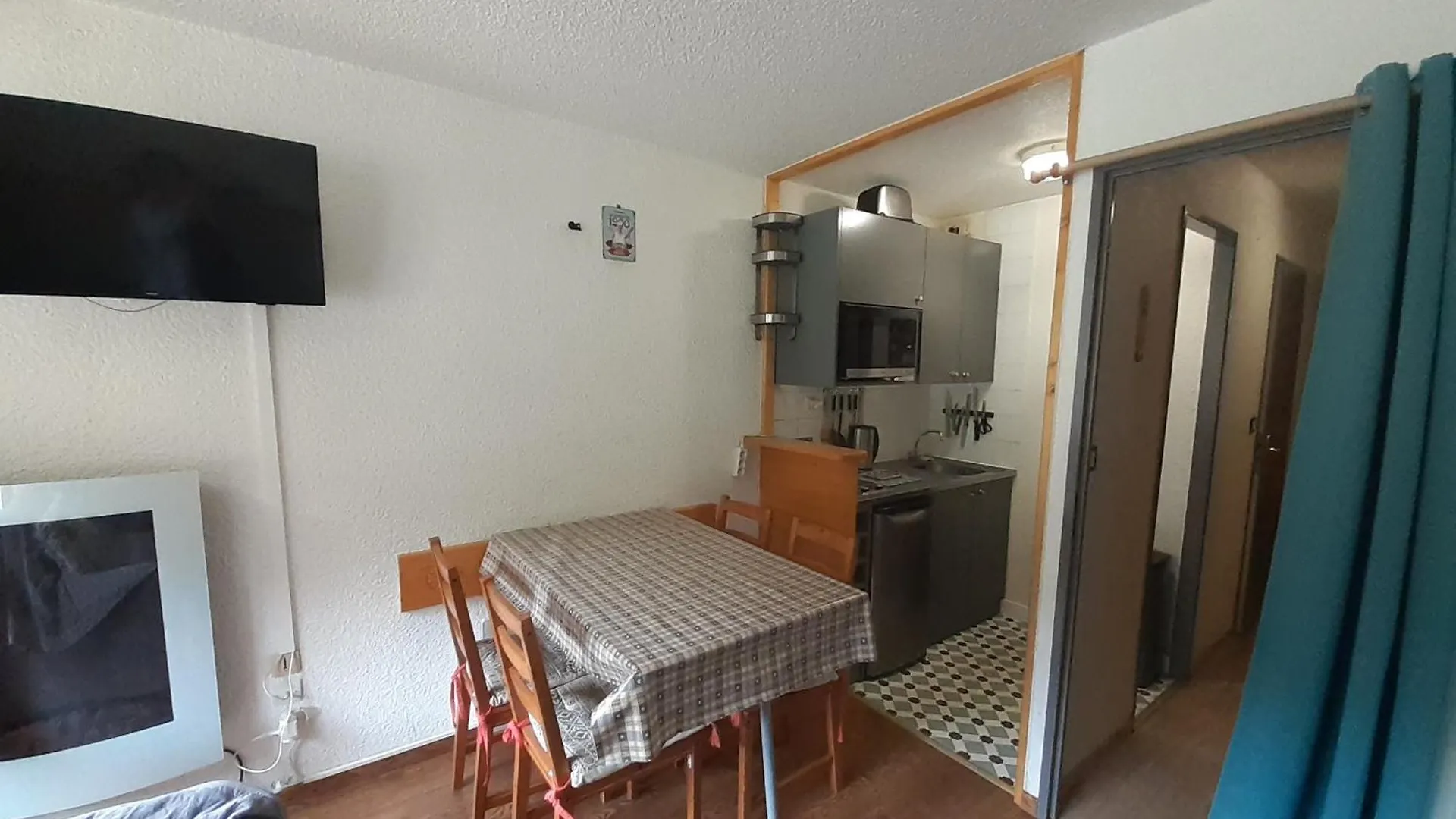 Lägenhet Studio 2/3 Pers A 20M Du Telecabine, Cuisine Equipee, Balcon Sud, Animaux Admis - Fr-1-561-116 Modane