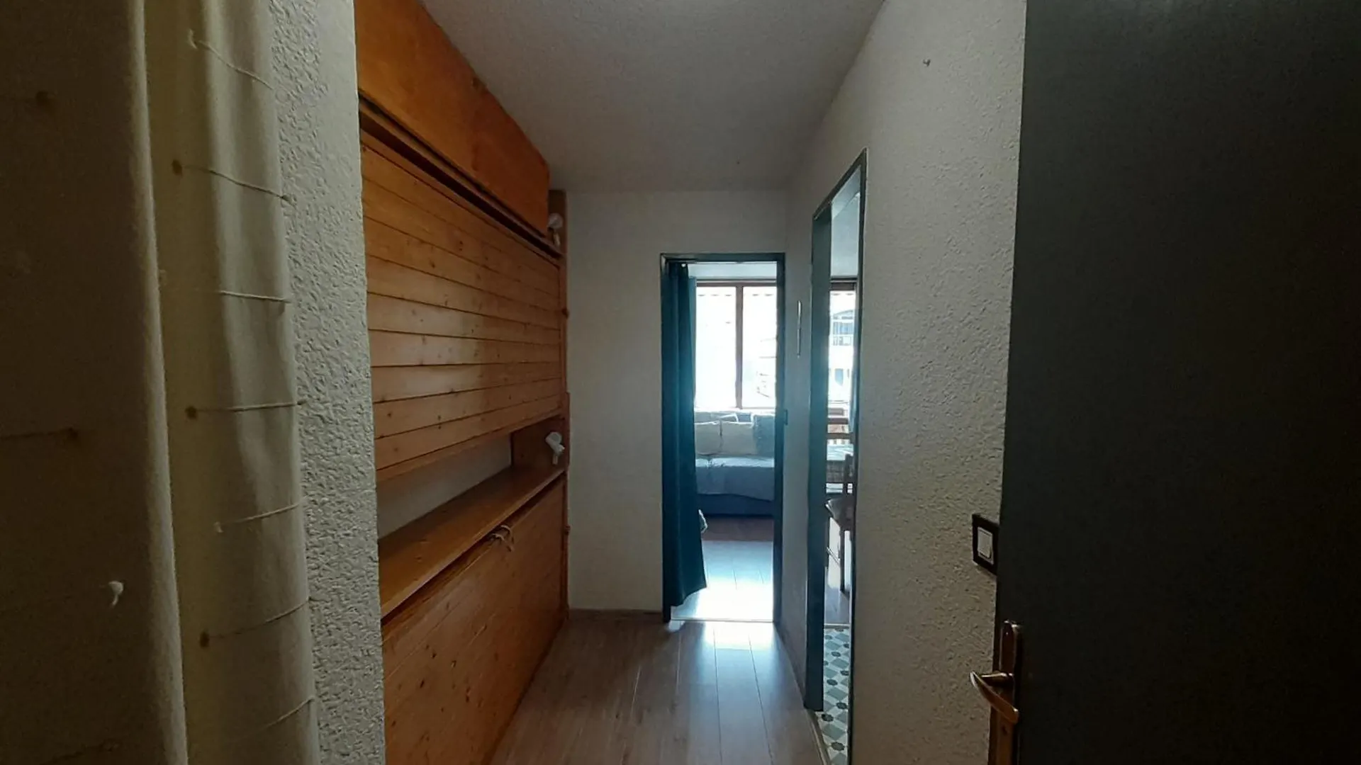Lägenhet Studio 2/3 Pers A 20M Du Telecabine, Cuisine Equipee, Balcon Sud, Animaux Admis - Fr-1-561-116 Modane Frankrike